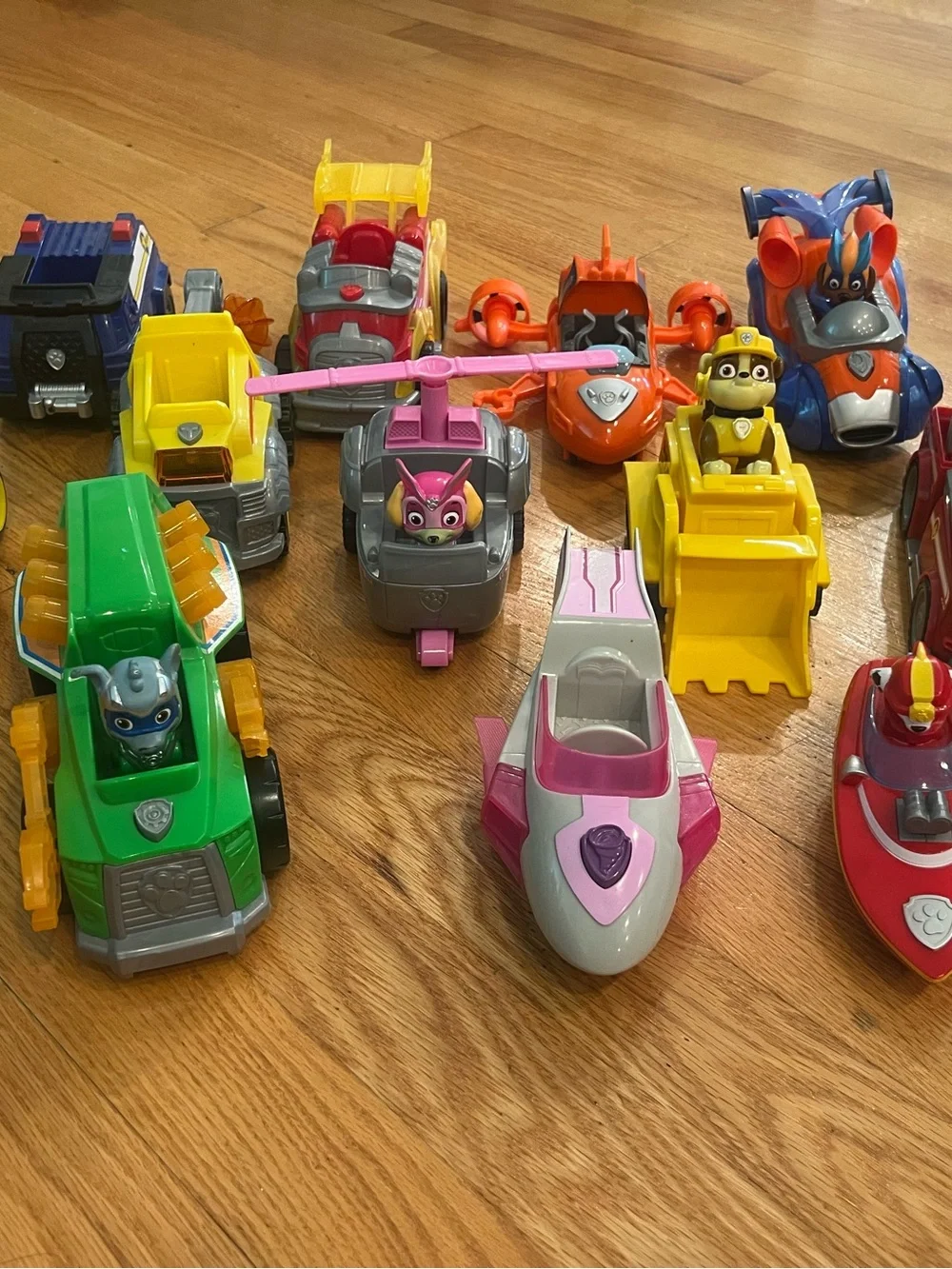 12 Paw Patrol Pink, Yellow & Green Rescue Vehicle Playset